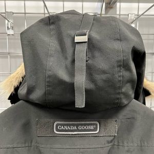 Canada Goose Chateau Parka. Mens